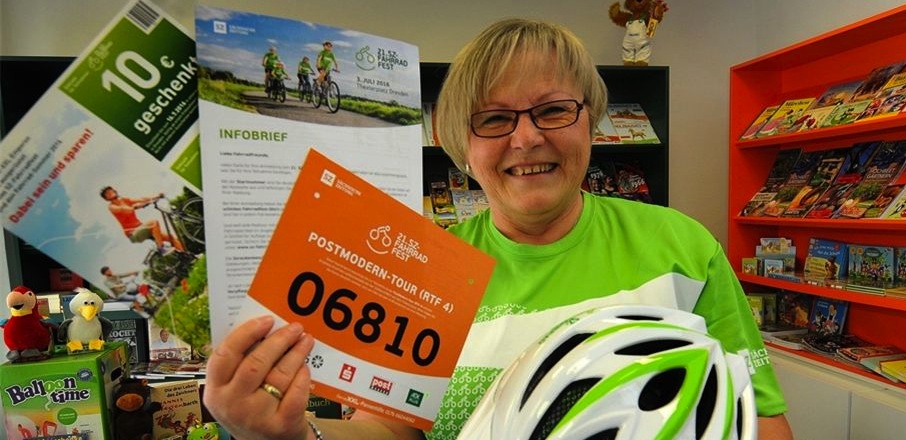 Die Starterpakete für das Fahrradfest gibt´s bei Sonja Brettschneider im DA-Treffpunkt.