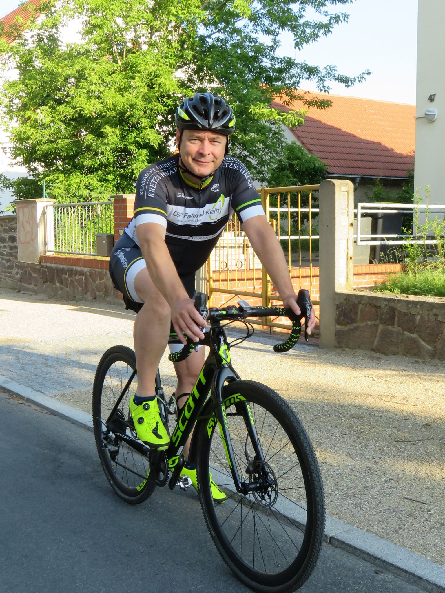 "Die Fahrrad-Kette"-Geschäftsführer Silvio Kunze unterwegs auf dem Rad